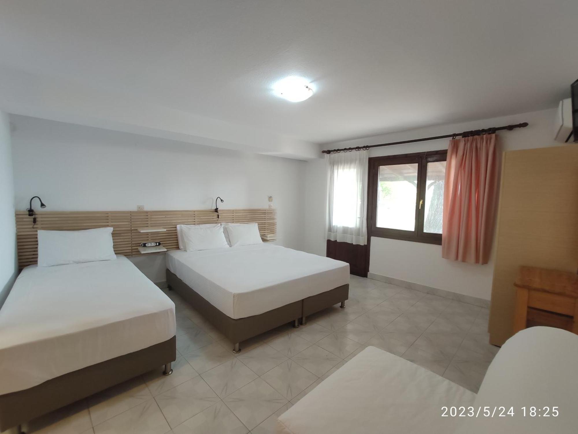 Para Thin Alos Inn نيوس مارماراس المظهر الخارجي الصورة