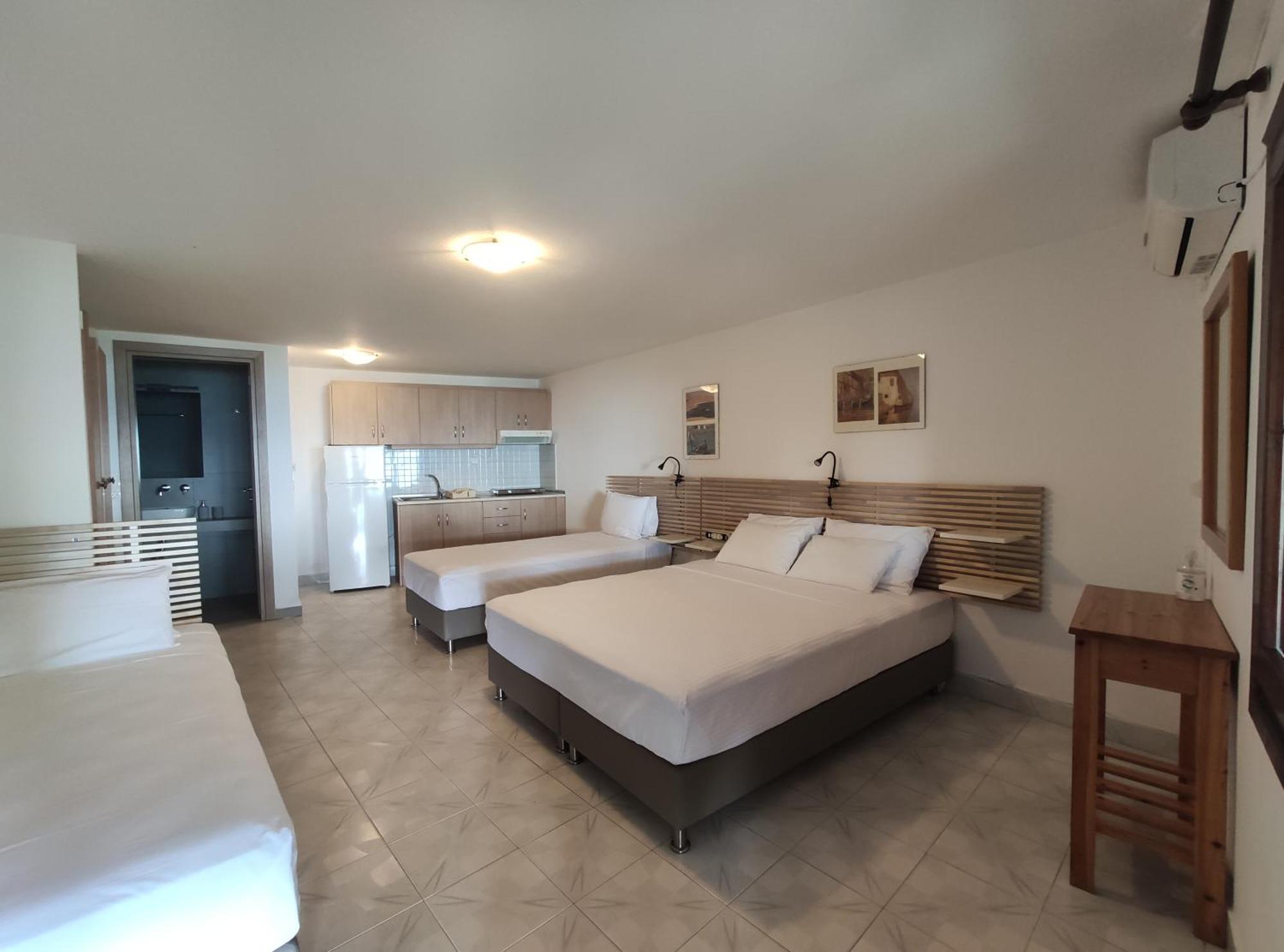 Para Thin Alos Inn نيوس مارماراس المظهر الخارجي الصورة